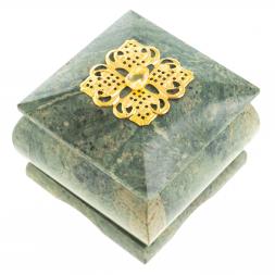 Шкатулка с накладкой "Цветок" камень змеевик 6,5х6,5х6 см