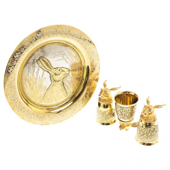 Подарочный набор &amp;quot;Заяц&amp;quot; тарелка с гравюрой и 3 стопки перевертыша 70 мл бронза Златоуст