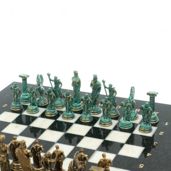 Шахматы &amp;quot;Подвиги Геракла&amp;quot; фигуры  бронза / патина 28х28 см из мрамора 128195