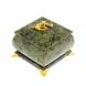 Шкатулка квадратная с ящерицей из змеевика 7,5х7,5х6,5 см 129459