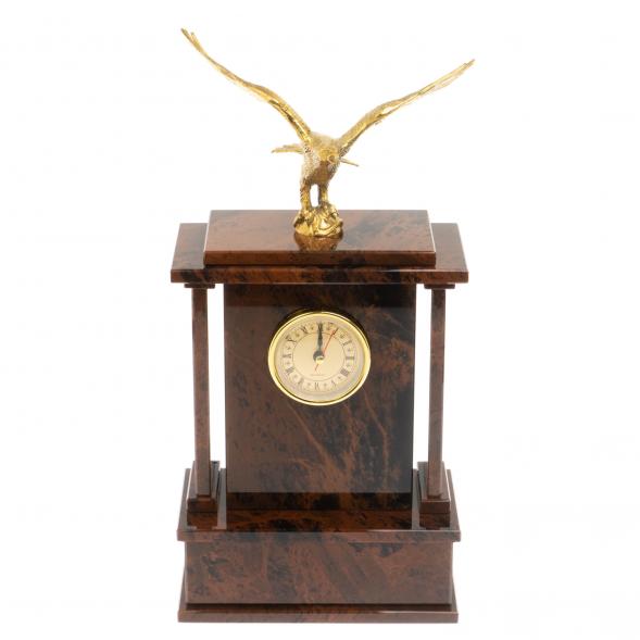 Настольные часы &amp;quot;Орел&amp;quot; из коричневого обсидиана 129605