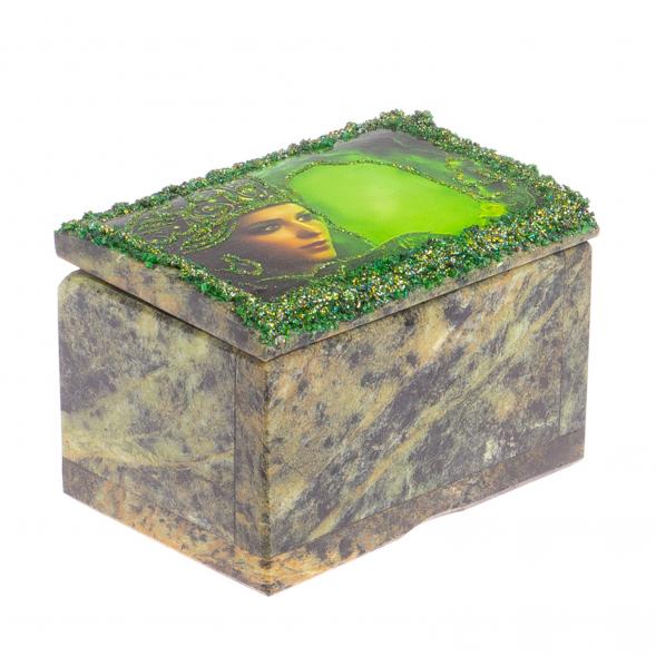 Шкатулка &amp;quot;Сундучок&amp;quot; с Хозяйкой медной горы змеевик 10х6,5х7 см 122850