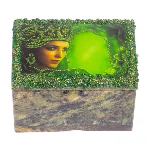 Шкатулка &amp;quot;Сундучок&amp;quot; с Хозяйкой медной горы змеевик 10х6,5х7 см 122850