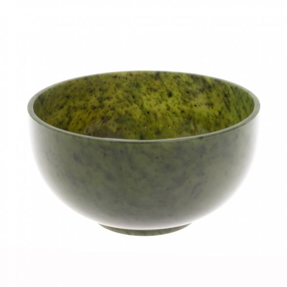 Чаша большая из цельного нефрита 14,5х14,5х7,5 см 129924