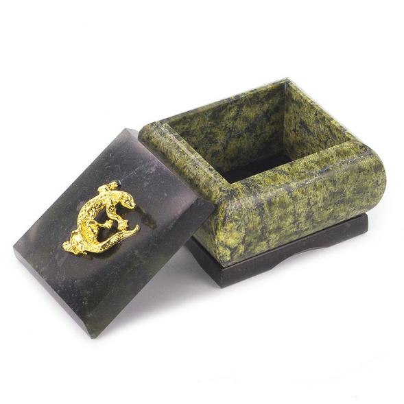 Шкатулка с ящерицей камень змеевик 7х6х6 см 112171