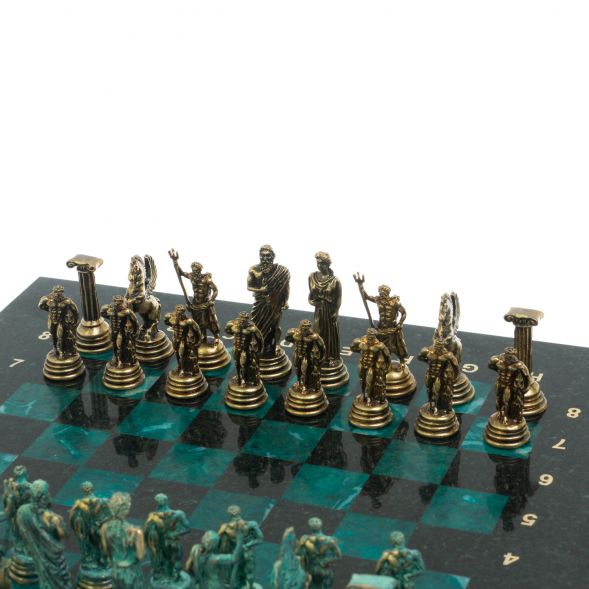Шахматы &amp;quot;Подвиги Геракла&amp;quot; фигуры бронза / патина 28х28 см из змеевика 128199