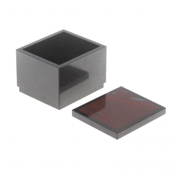 Шкатулка из яшмы 7,5х6,5х6 см / шкатулка для ювелирных украшений / для хранения бижутерии / шкатулка из камня / подарок женщине