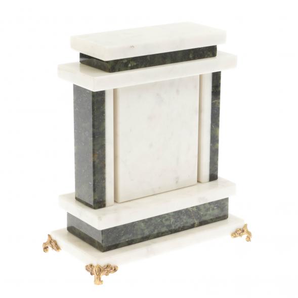 Часы из нефрита и белого мрамора 126949