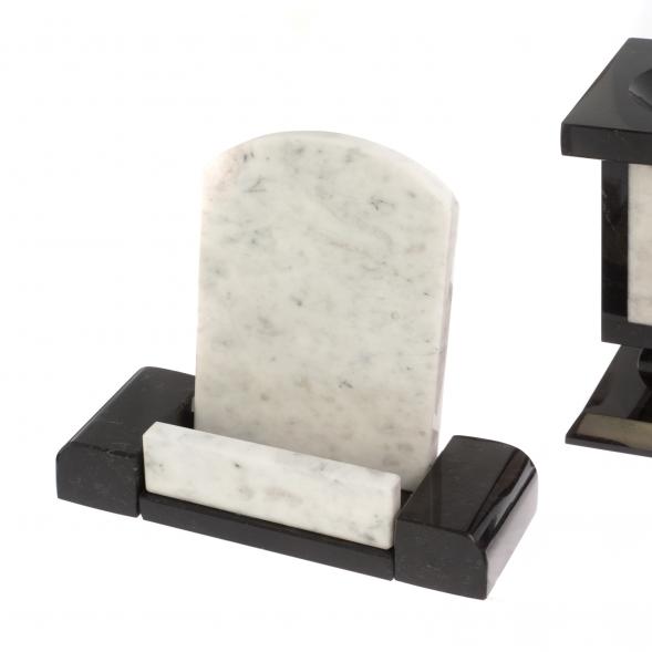 Настольный набор &amp;quot;Орел&amp;quot; из мрамора с бюваром и лотком А4 126862