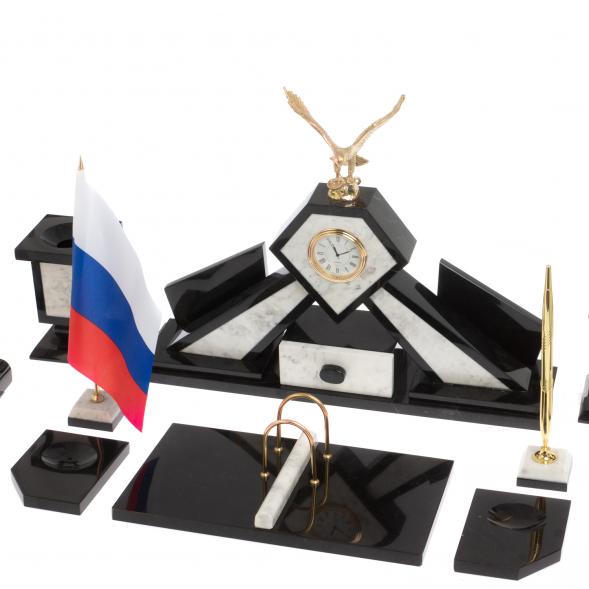 Настольный набор &amp;quot;Орел&amp;quot; из мрамора с бюваром и лотком А4 126862