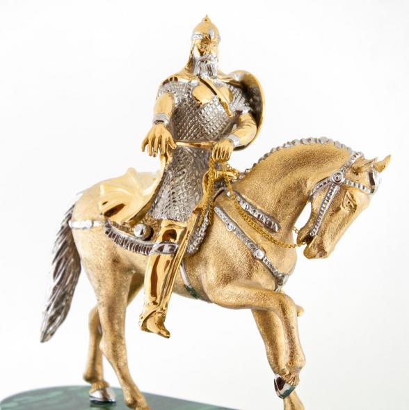 Каминные часы &amp;quot;Юрий Долгорукий&amp;quot; камень малахит Златоуст 113525