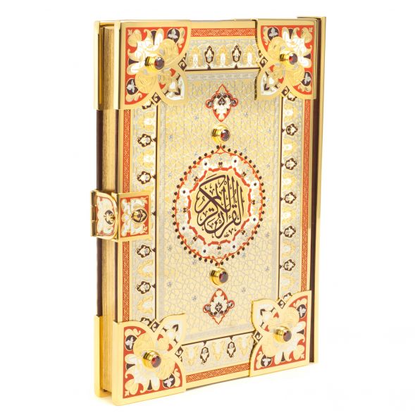 Коран с позолотой на арабском языке с четками 127576