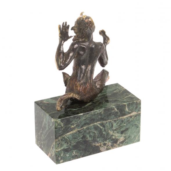 Бронзовая статуэтка &amp;quot;Чертик&amp;quot; на подставке из темно-зеленого змеевика 126792