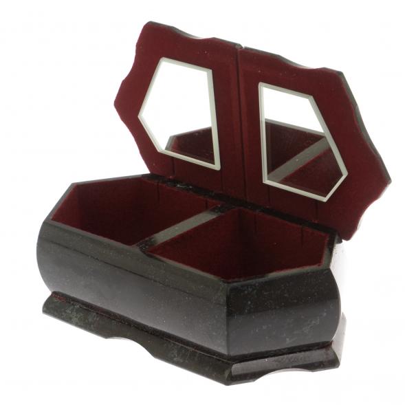 Шкатулка &amp;quot;Хозяйка медной горы / Утро в сосновом лесу&amp;quot; 20х10х7,5 см черный змеевик 125002