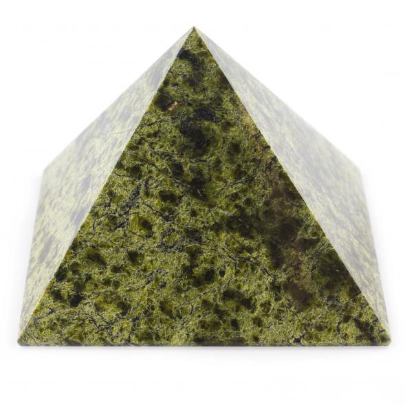 Пирамида из змеевика 10,5х10,5х7,5 см 121007