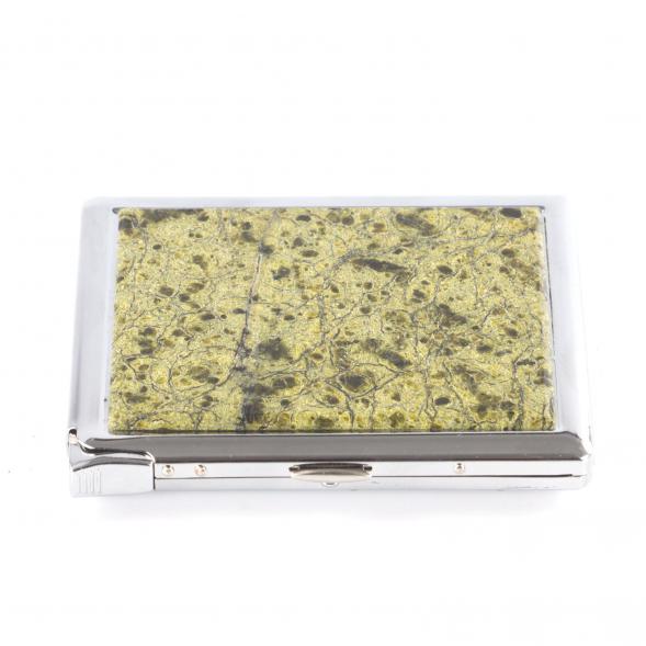Портсигар 10 сигарет с зажигалкой камень змеевик светлый 121387