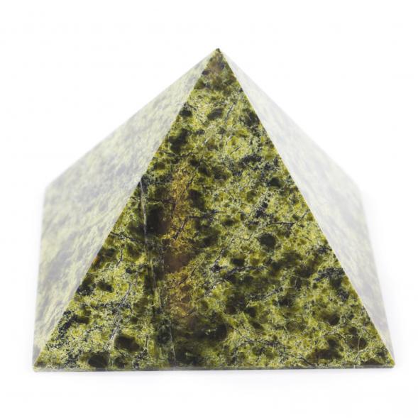 Пирамида из змеевика 10х10х7,5 см 121341