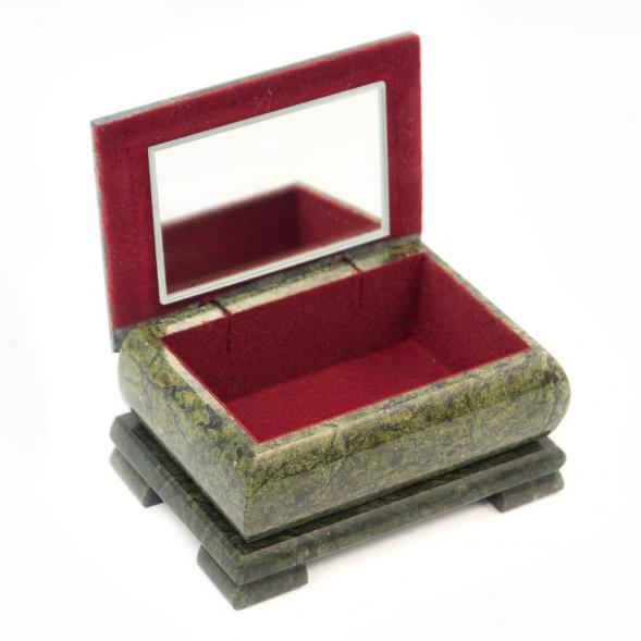 Шкатулка &amp;quot;Каменная россыпь&amp;quot; на шарнирах шабровский змеевик 12x7x6 см 112040