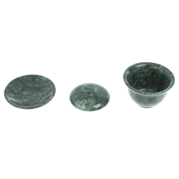 Гайвань из камня змеевик на блюдце 9,5х9,5х8,5 см 128297