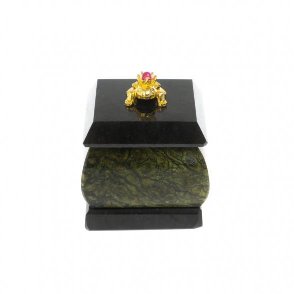 Шкатулка &amp;quot; Лягушка&amp;quot; из змеевика 4,5х4,5х6 см 128746