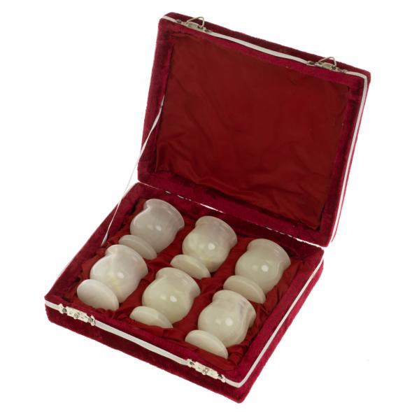 Набор рюмок из белого оникса 4х5 см 6 шт в футляре (1,5х2) 129199