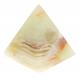 Пирамида 4х4х4,5 см из оникса (1,5) 126423